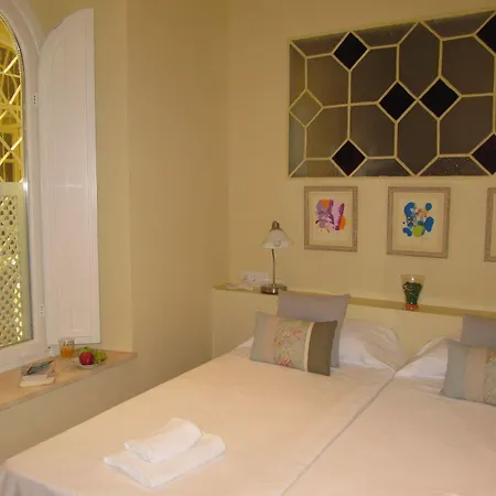 Life San Vicente Apartamento *