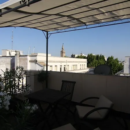 Hotel Plaza 3*