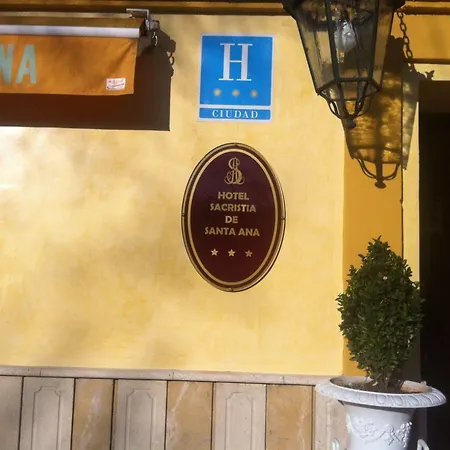 Sacristia De Santa Ana Hotel