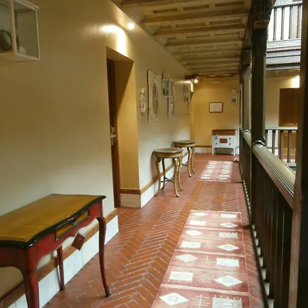 Sacristia De Santa Ana 3*