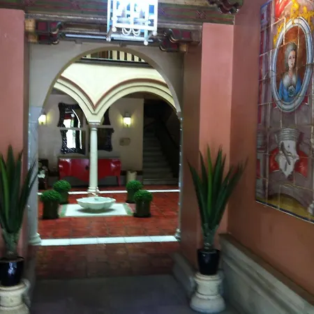 Hotel Sacristia De Santa Ana