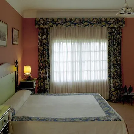 Cortijo Aguila Real Hotel