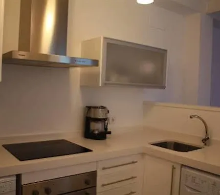 Singular Relator Apartment *