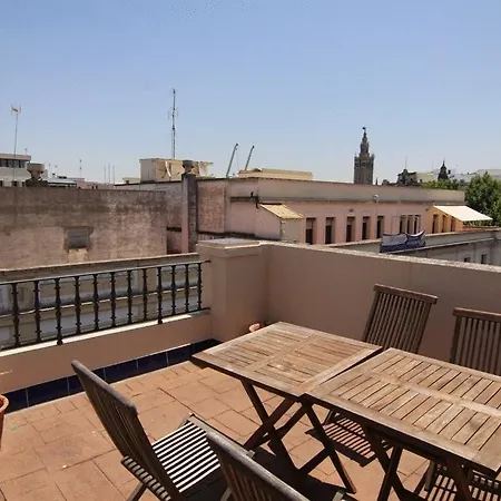 Hotel Plaza 3*