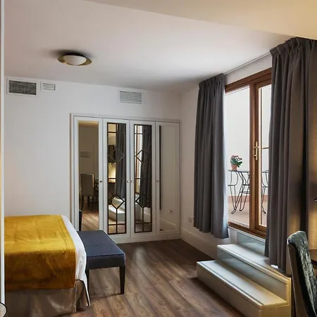 Hotel Halo Boutique