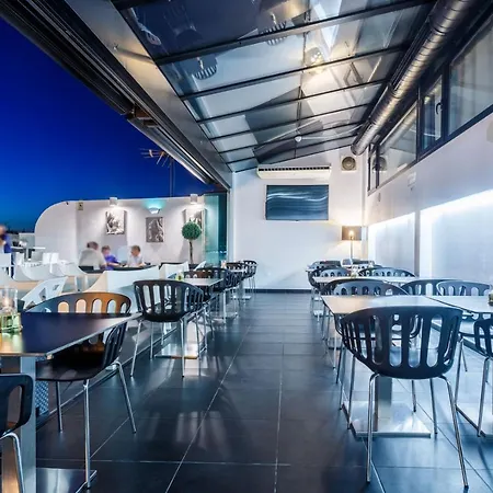 Patio De La Alameda 3* סביליה