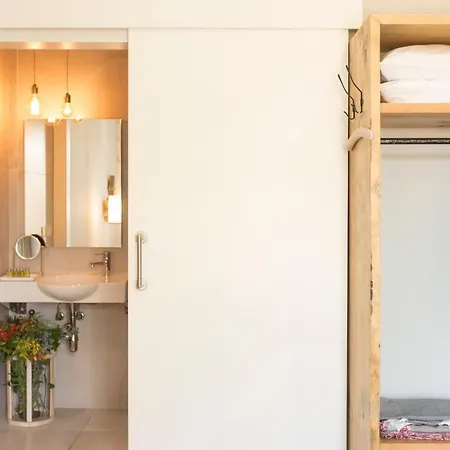 The Corner House Guest house 3*