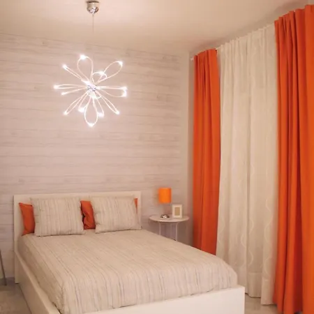 Fantastico Estudio En Centro Ciudad - Conde De Ibarra 11/13- Apartment Seville