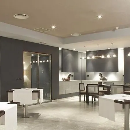 Hotel Ac Ciudad De By Marriott