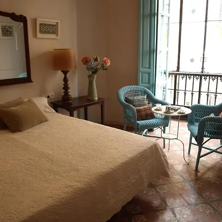 Hotel Boutique Casa De Colón 3*