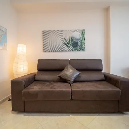 Larra Nervion Apartment