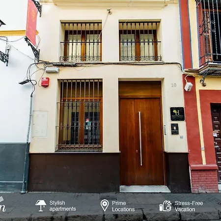 Alameda De Hercules Apartment