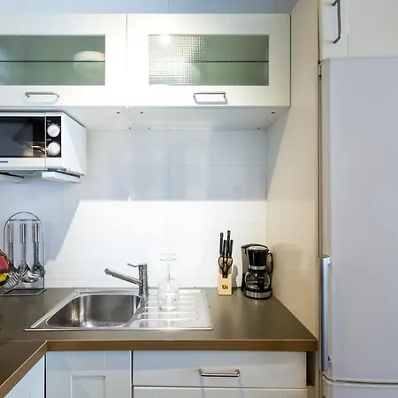 Rg Alameda De Hercules Apartment