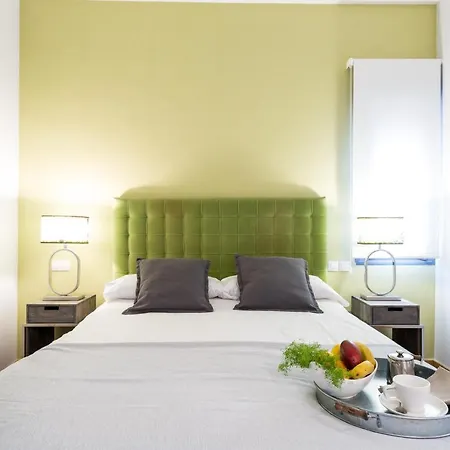 Rg Alameda De Hercules Apartment