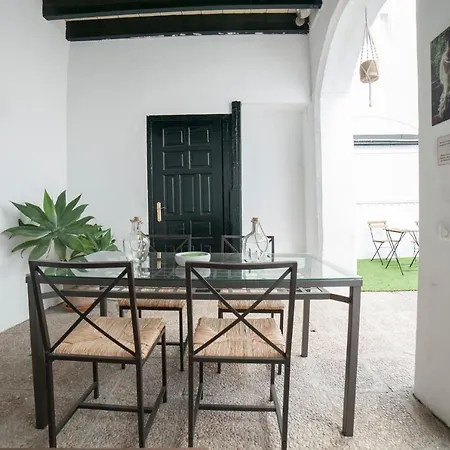 Alohamundi Bailen Apartment Seville