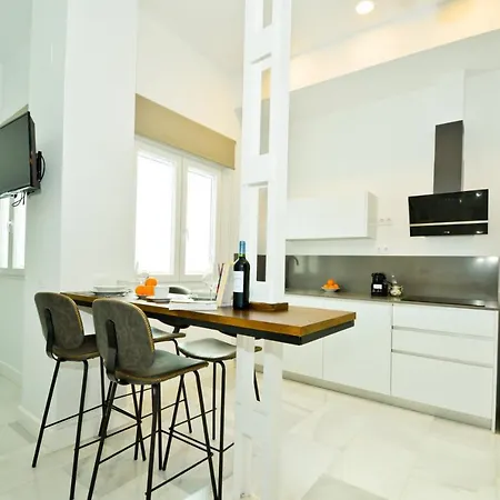 Ninesuites Seville