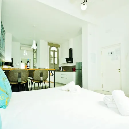 Ninesuites Apartment *