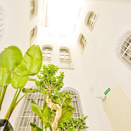 Ninesuites Apartment *