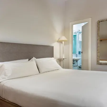 Plaza Apartahotel