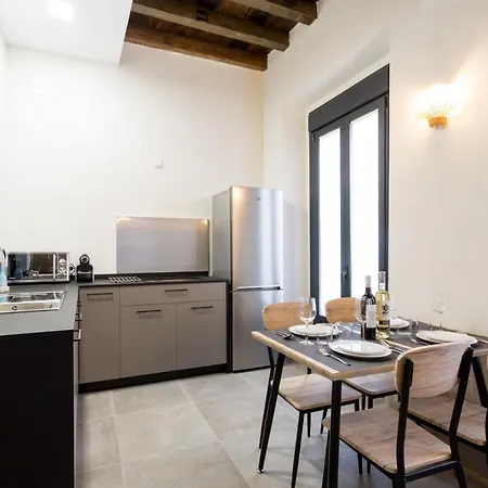 Oak & Sandstone - Space Maison * Seville
