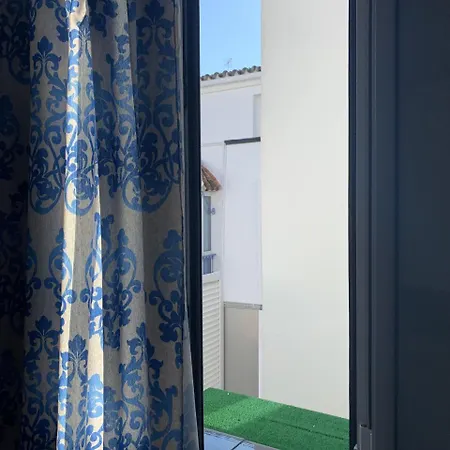 Giraldilla Guest house *