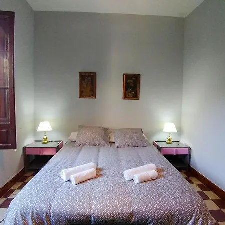 Plaza De Dona Elvira 8 Apartment *