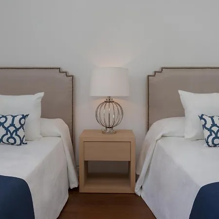 Fabulosa Casa Con Piscina En Heliopolis-sevilla