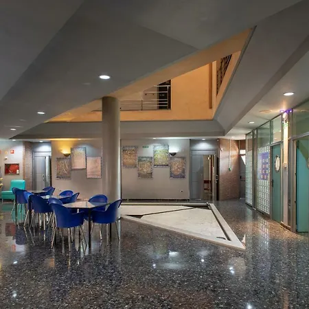 Residencia Sagrado Corazon Pensión Sevilla