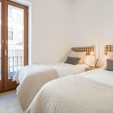 Ohliving Santa Cruz * Seville