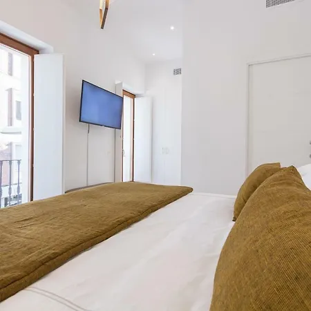 Ohliving Santa Cruz Seville