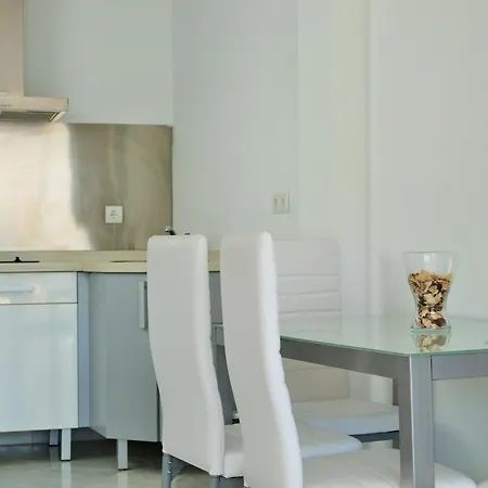 Mariano De Cavia Apartment *