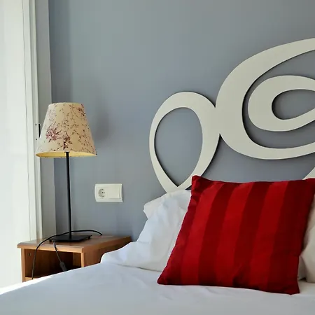 Mariano De Cavia Apartment