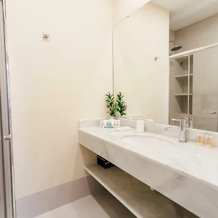 Appartamento Stylish And Wide- 3bdr 3bth- Remedios *