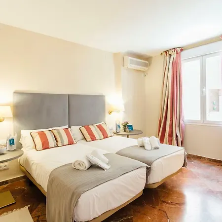 Stylish And Wide- 3bdr 3bth- Remedios * Siviglia