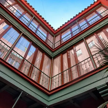 Apartment Oriental Gardens Views 2 Pax Seville