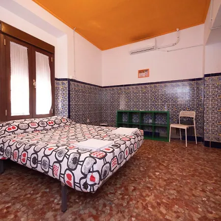 Hostel Arc House (adults Only) *