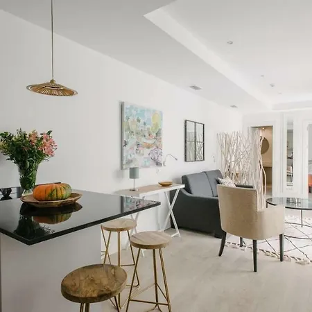 Apartment Rg Plaza Del Salvador