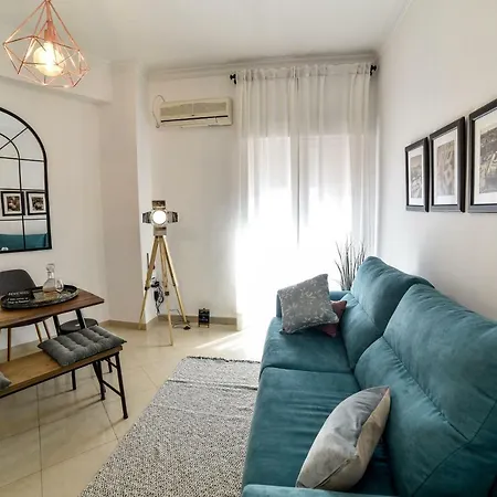 Alohamundi San Leandro Apartment Seville