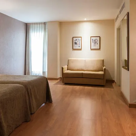 Don Paco Hotel 3*