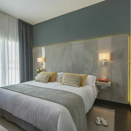 Apart Otel Sevilla Alcalá de Guadaira