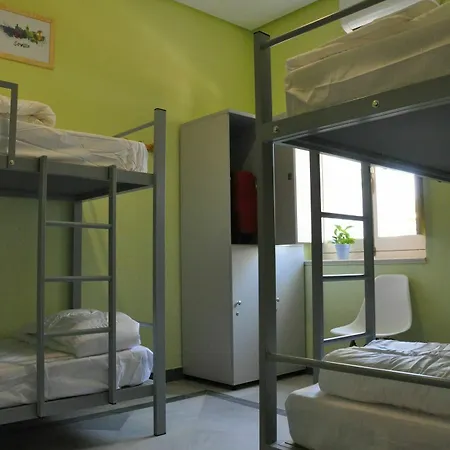 Hostal Lemon Garden *