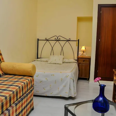 Guest house La Montorena 2*
