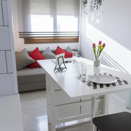 Apartment Estudio Con Parking Y Piscina En Fibes Seville