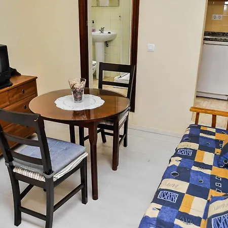 Guest house La Montorena 2*