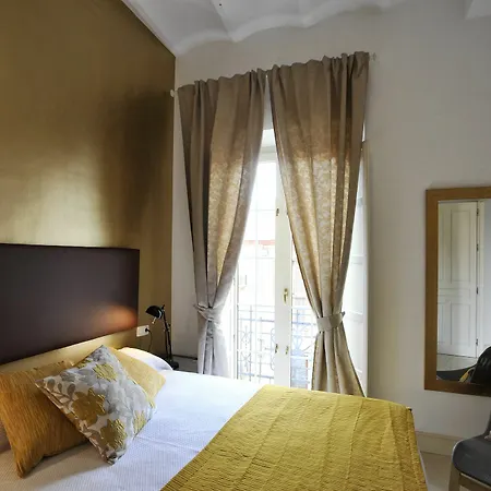 Singular Peral Seville