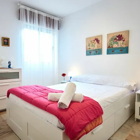 Amplio Apto En Nervion 5 Min Del Metro Apartment *
