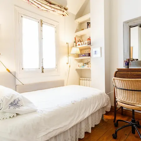 Apartment Carlos Canal
