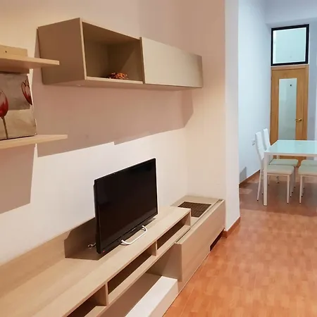 With 2 Bedrooms In Sevilla, With Wifi Apartment