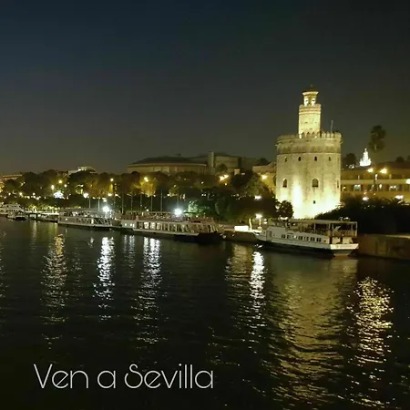 With 2 Bedrooms In Sevilla, With Wifi Apartment