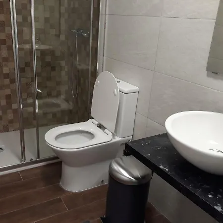 Hostel Hub *